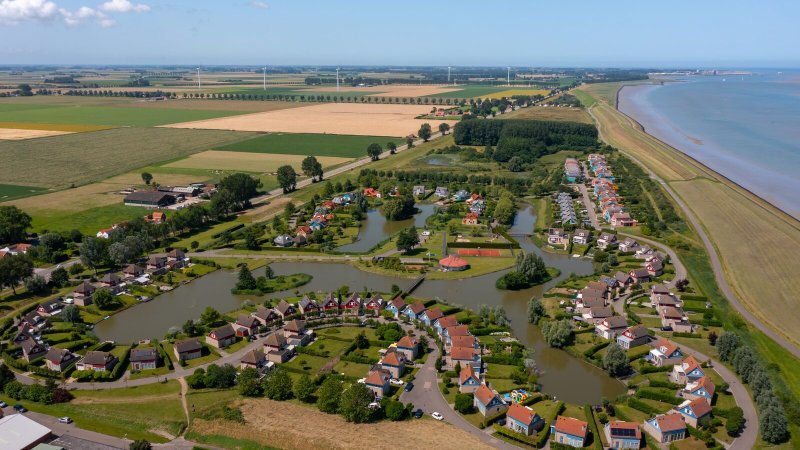 Bungalowpark aan de Westerschelde, Zeeland, met verhuur vakantiewoningen en honden welkom 