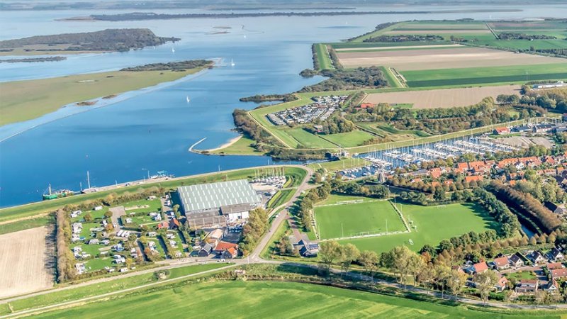 Campsite on the Grevelingenmeer in Brouwershaven, Zeeland, dogs allowed 