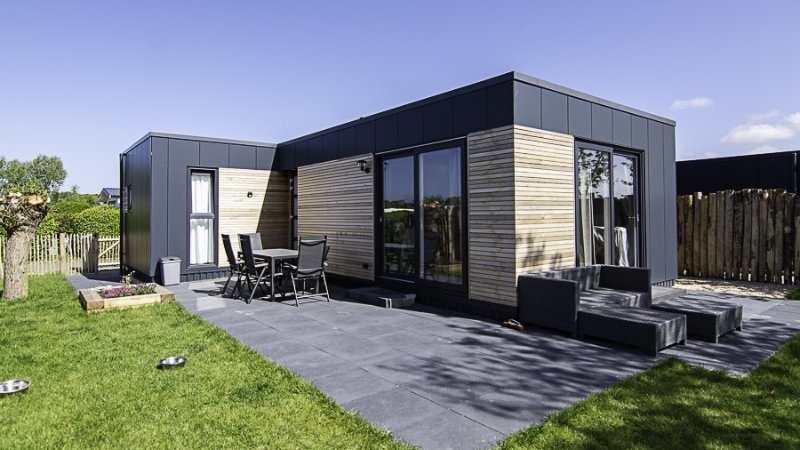 Camping aan zee in Burgh-Haamstede, Zeeland, direct aan het strand met camperplaatsen, verwarmd sanitair, honden welkom en gehele jaar geopend (wintercamping) 