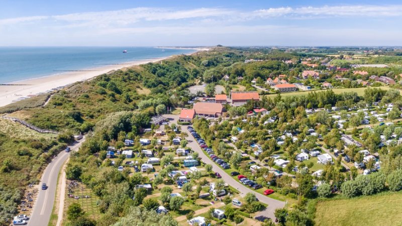 Camping aan zee in Koudekerke, Zeeland met zwembad, camperplaatsen en honden toegestaan 