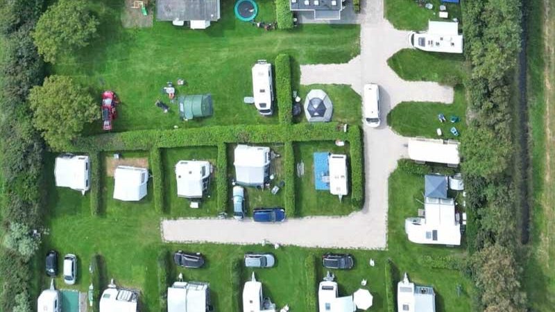 Camping in Scharendijke, Zeeland, aan zee 