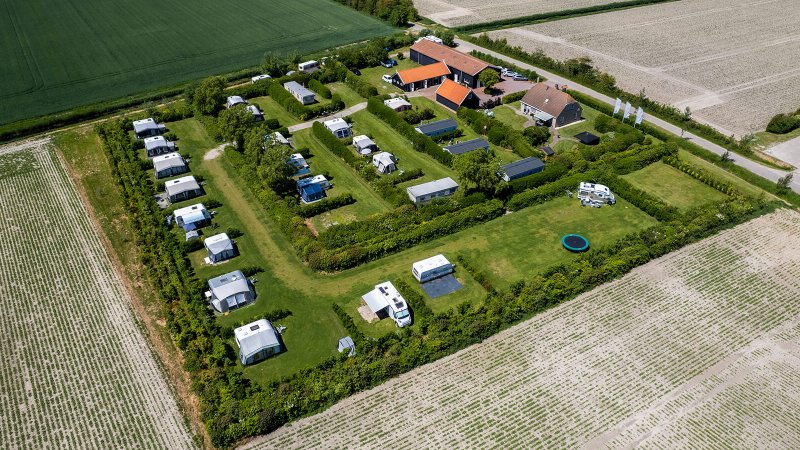 Campingplatz in Serooskerke, Zeeland mit beheizten Sanitäranlagen und Mietchalets 