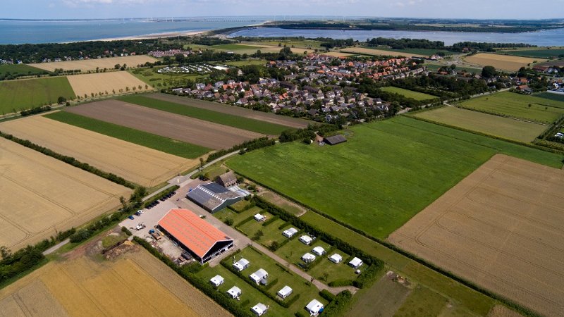 Camping aan zee met verwarmd sanitairgebouw en honden toegestaan 